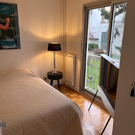 Suite 2 Pieces Sur Jardin Paris Exterior foto