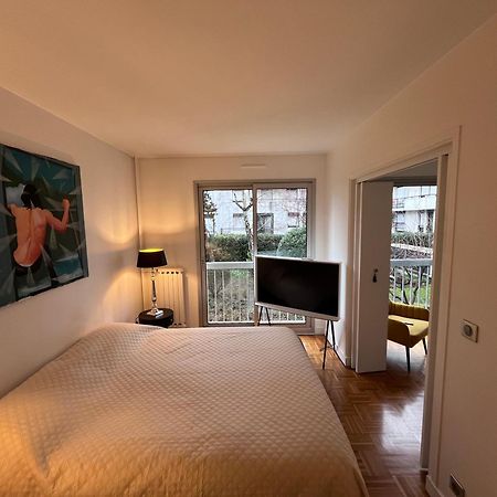 Suite 2 Pieces Sur Jardin Paris Exterior foto