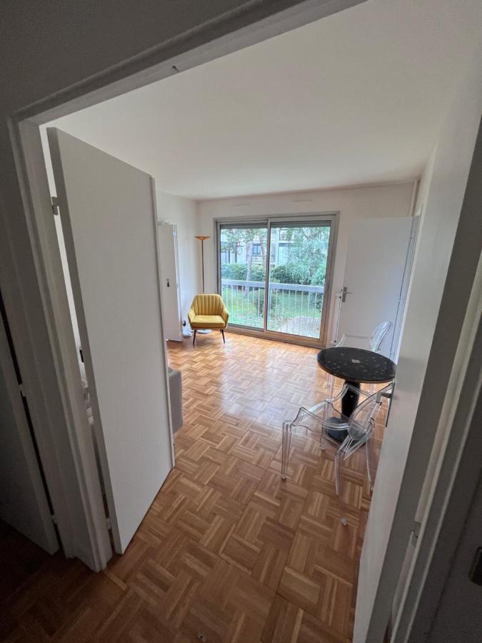 Suite 2 Pieces Sur Jardin Paris Exterior foto